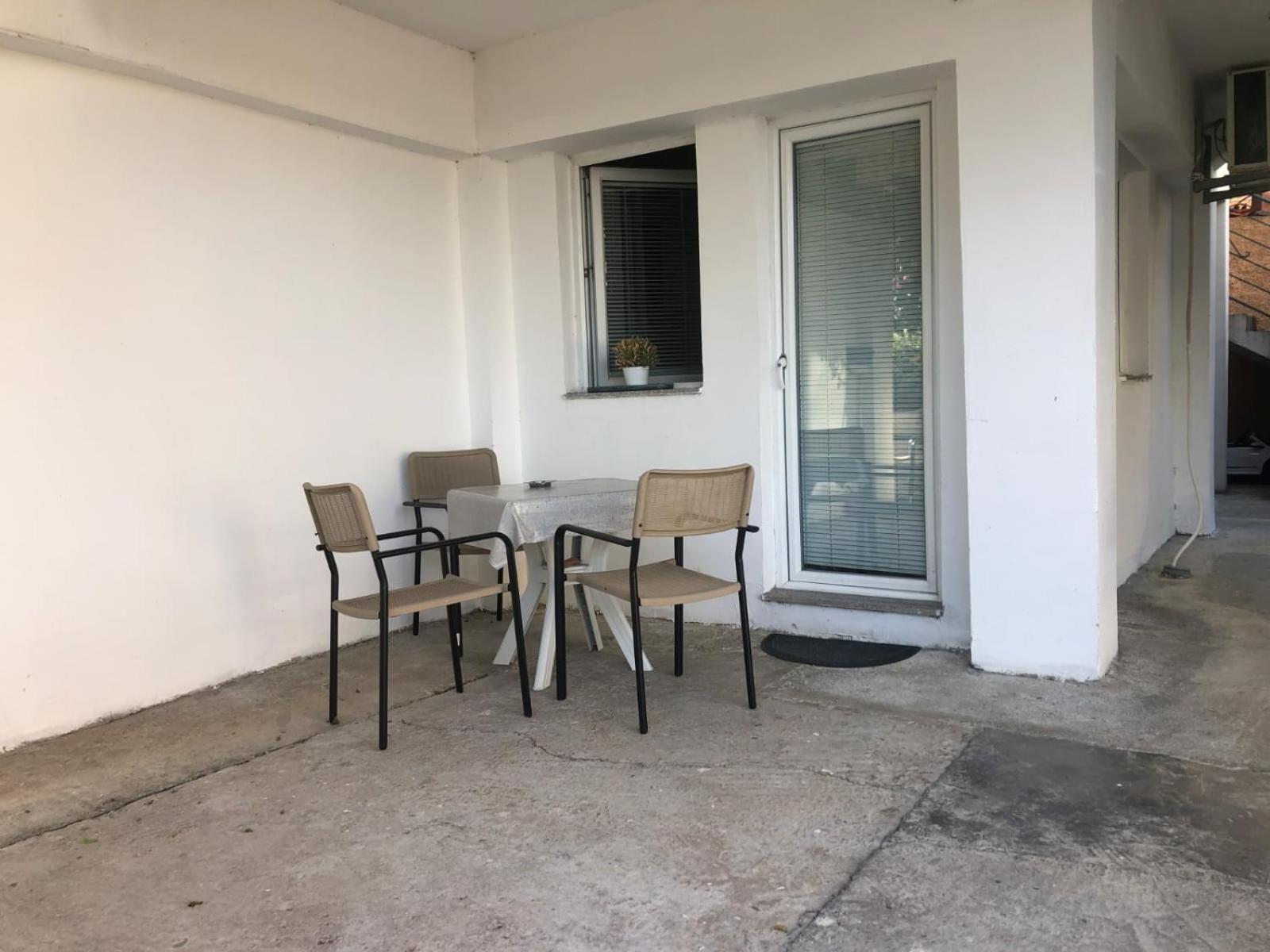 Apartmani Sunce 바르 객실 사진
